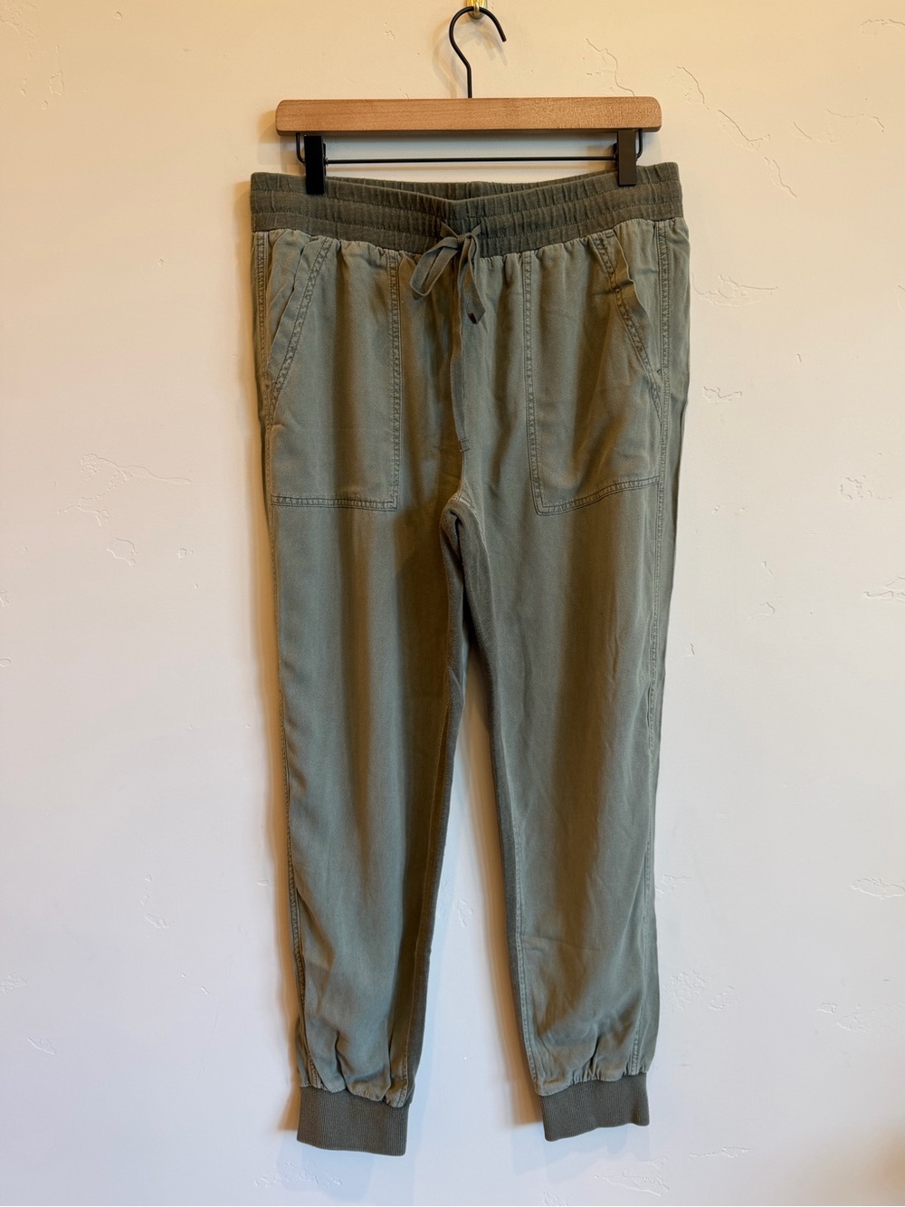 SPLENDID Olive Green Dressy Jogger